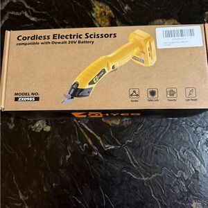 Cordless Electric Scissors - Yellow